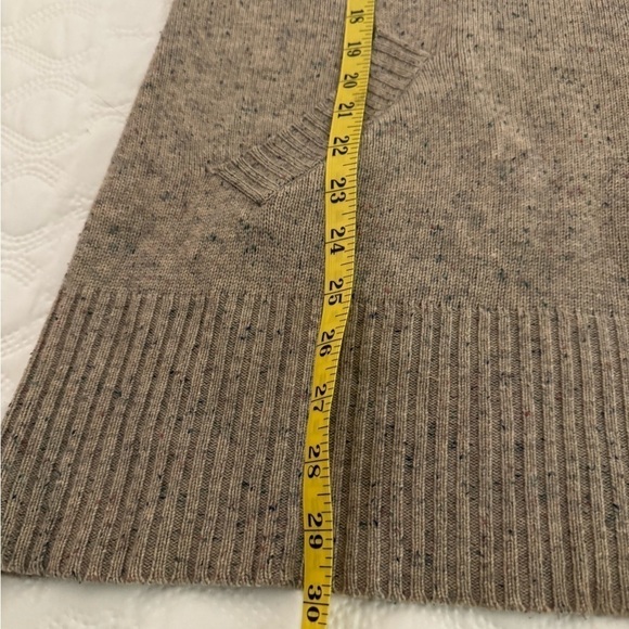 7 For All Mankind Wool/Cashmere Long Scoopneck Sweater Size M Taupe - Picture 11 of 12